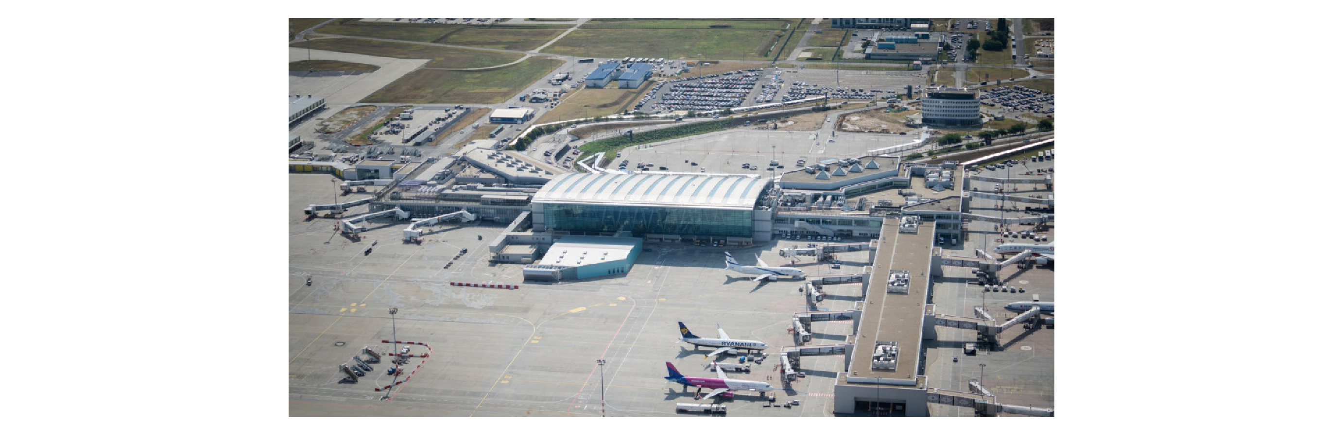 Budapest Airport, Vinci Concessions