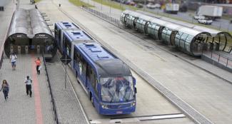 Success factors in BRT systems